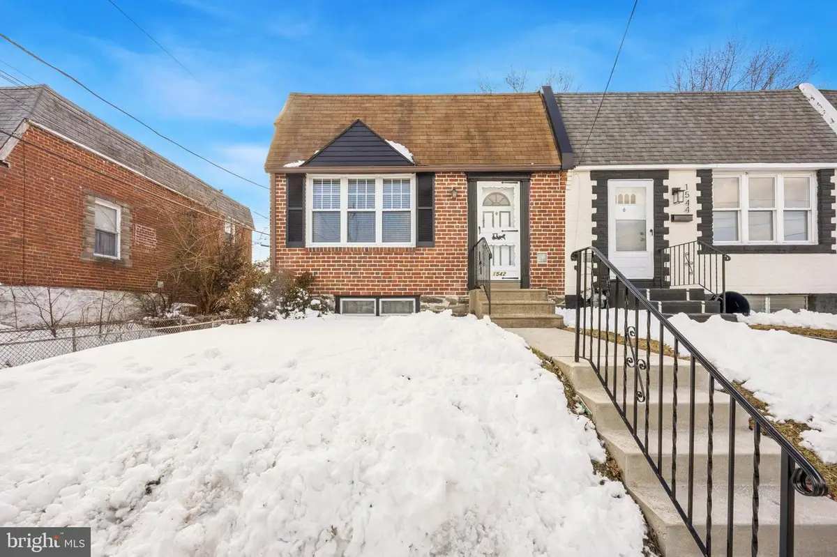 1542 Summit St, Marcus Hook, PA 19061 - #1