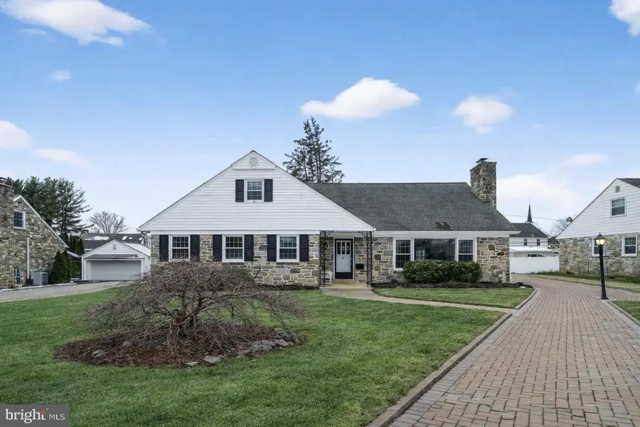 208 N Morgan Ave, Havertown, PA 19083 - #2