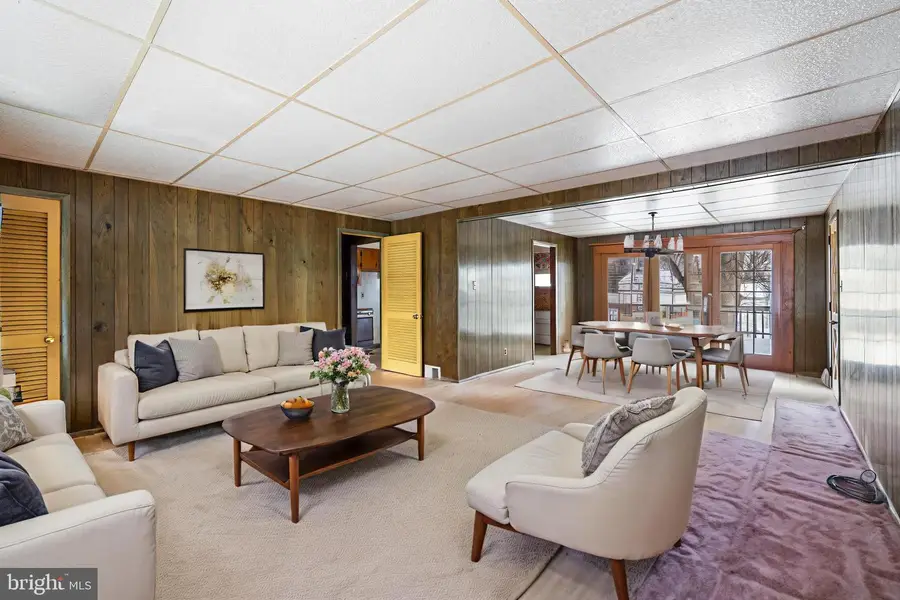 112 Butt Ln, Aston, PA 19014 - #2