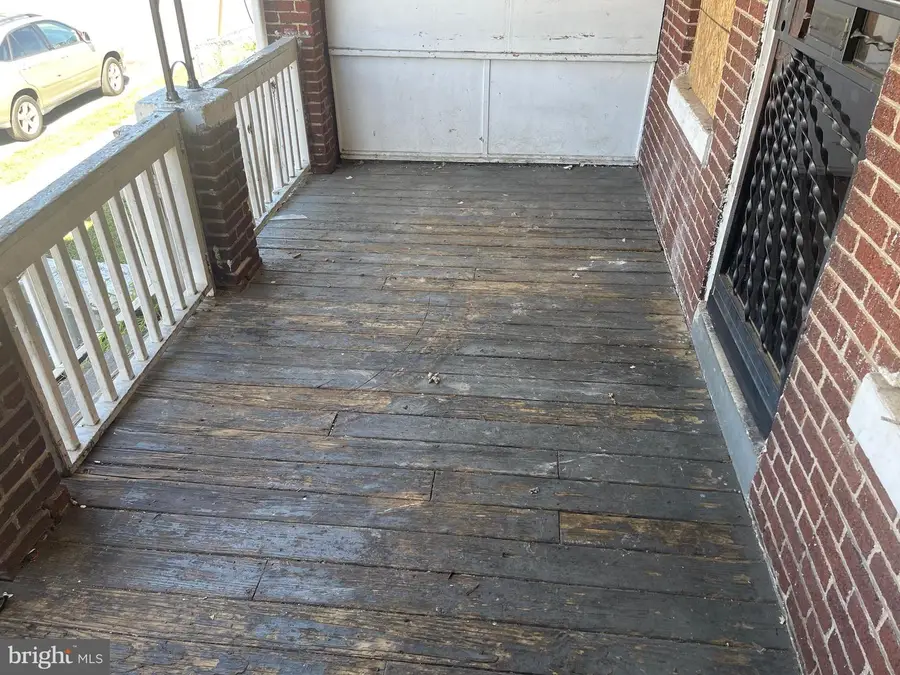 1037 Mcdowell Ave #304, Chester, PA 19013 - Image #3