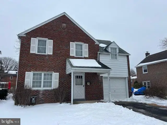 825 Stanbridge Rd, Drexel Hill, PA 19026 - #2