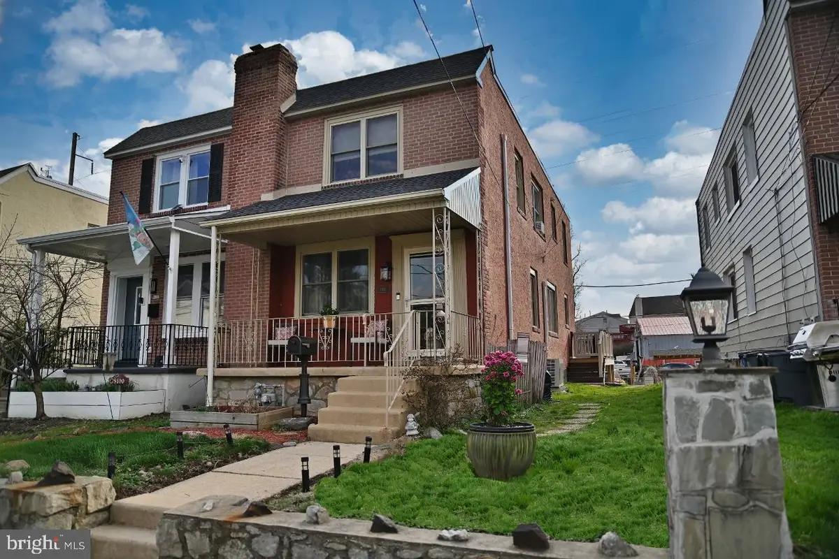 8102 Arlington Ave, Upper Darby, PA 19082 - #1