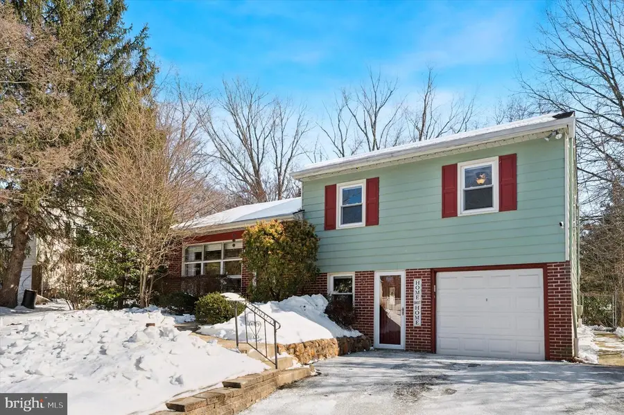 2725 Boudwin Ave, Upper Chichester, PA 19061 - Image #2