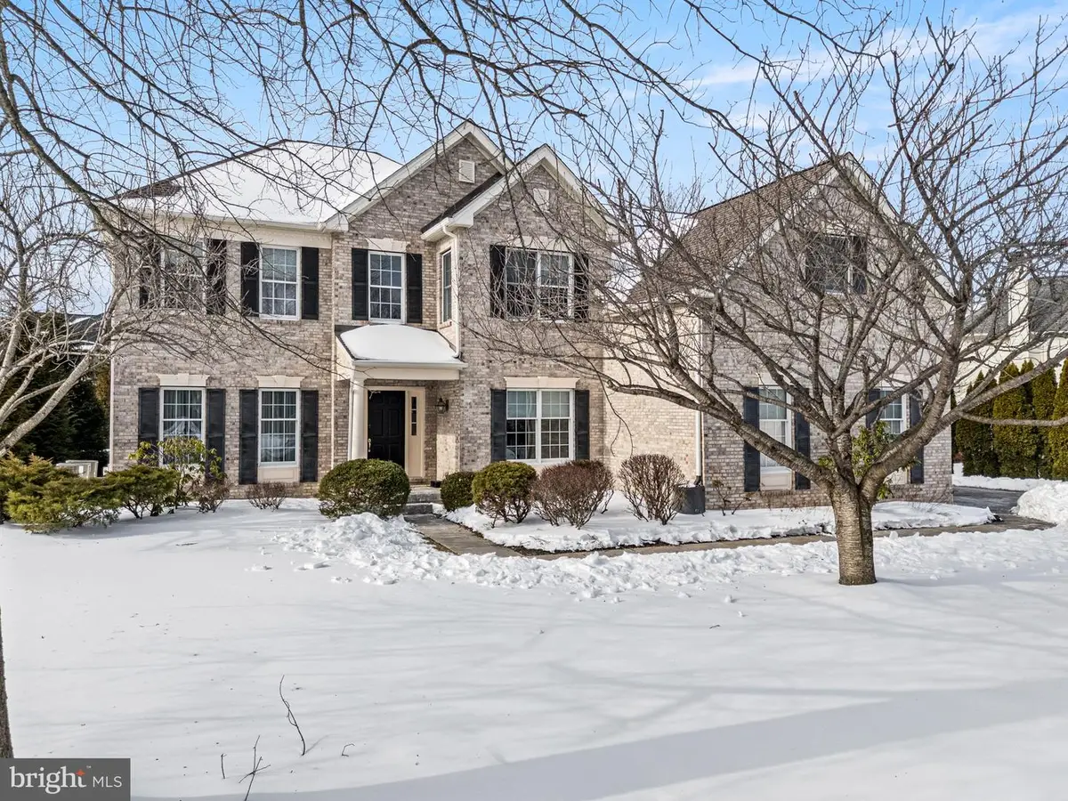 28 Thomas Speakman Dr, Glen Mills, PA 19342 - Image #1