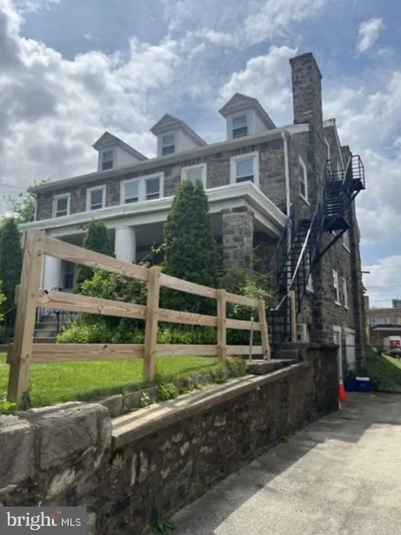 38 Copley Rd, Upper Darby, PA 19082 - #2