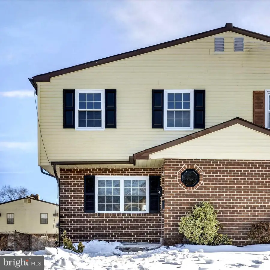 642 Rively Ave, Collingdale, PA 19023 - #2
