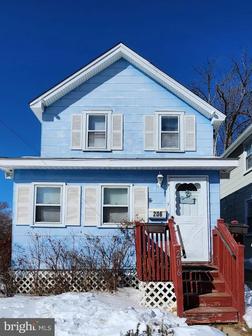 206 Lowrys Ln, Bryn Mawr, PA 19010 - #1