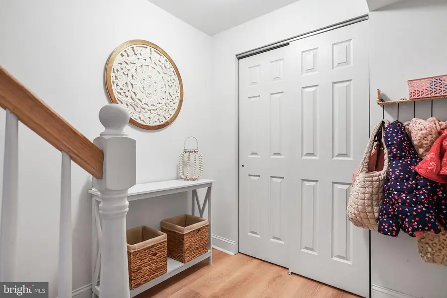 29 Hoag Ln, Aston, PA 19014 - #3