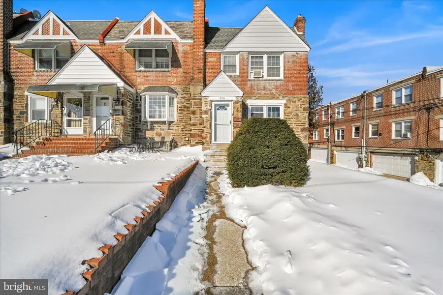 856 Eaton Rd, Drexel Hill, PA 19026 - #2