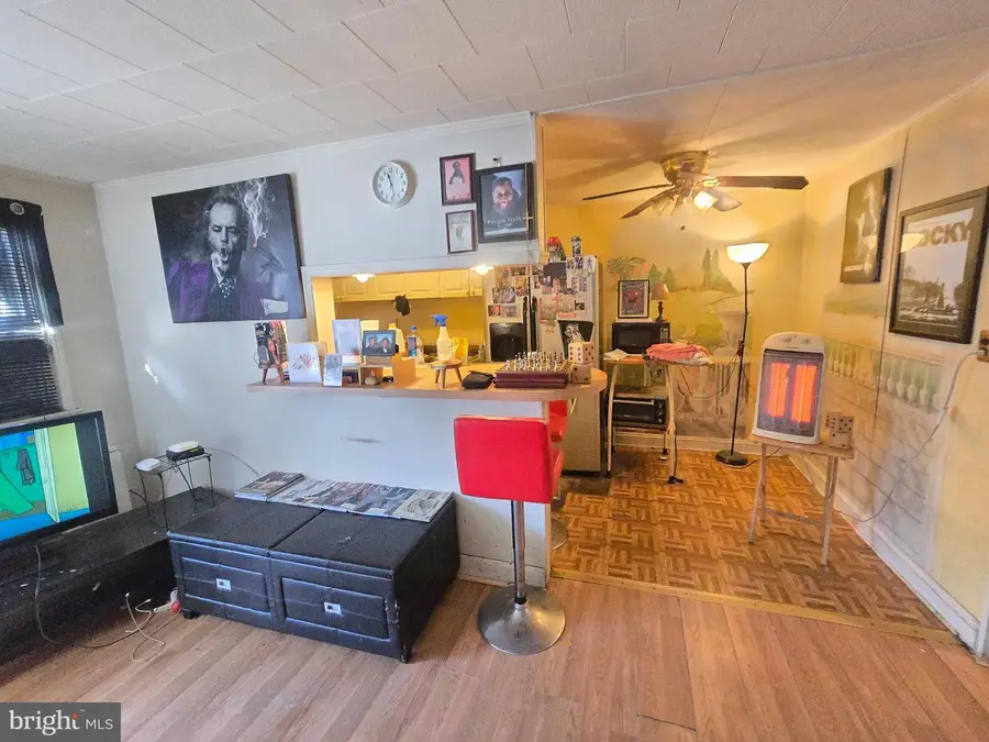 535 Wiltshire Rd, Upper Darby, PA 19082 - #3