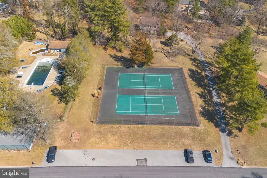2421 Martingale Rd, Media, PA 19063 - #3