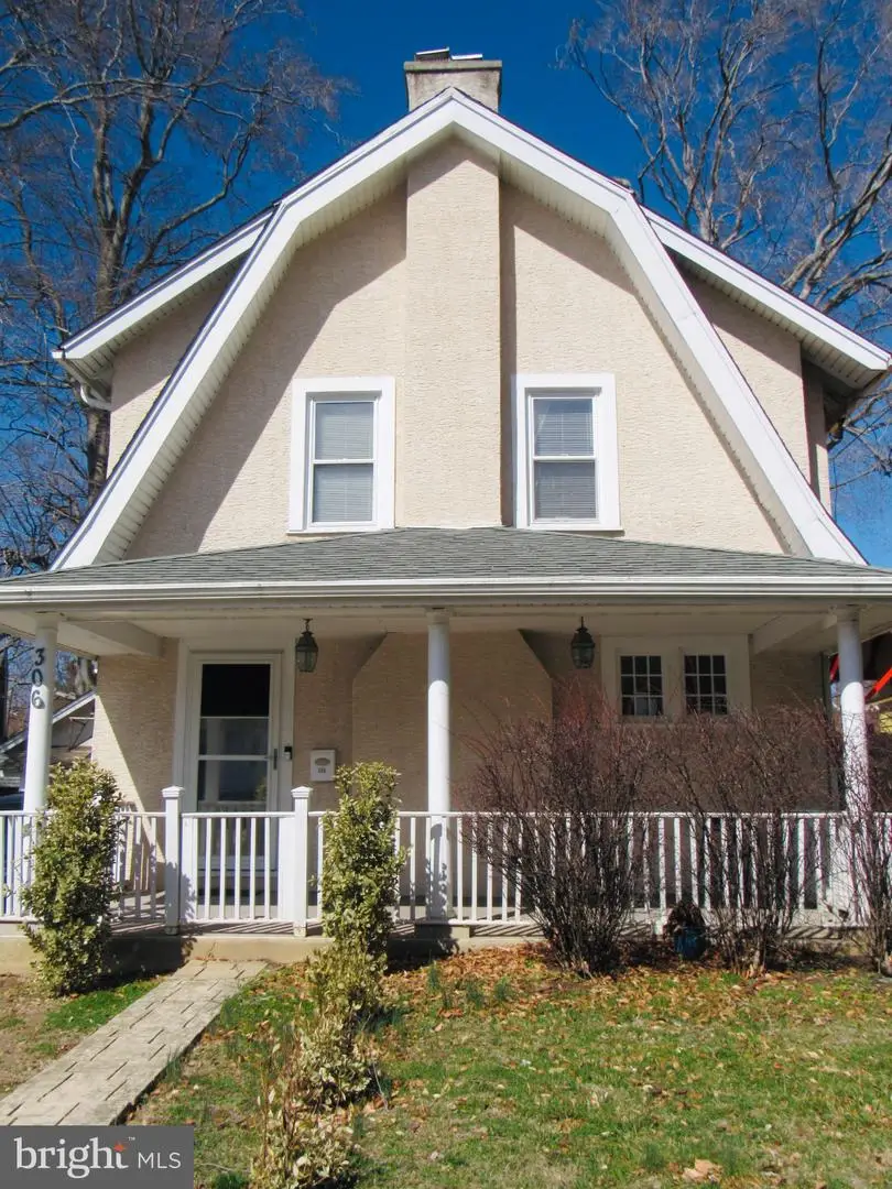 306 S State Rd, Upper Darby, PA 19082 - #1