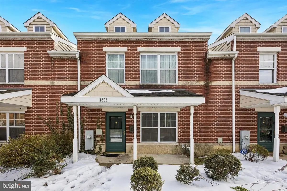 1605 W 7th St, Chester, PA 19013 - #1