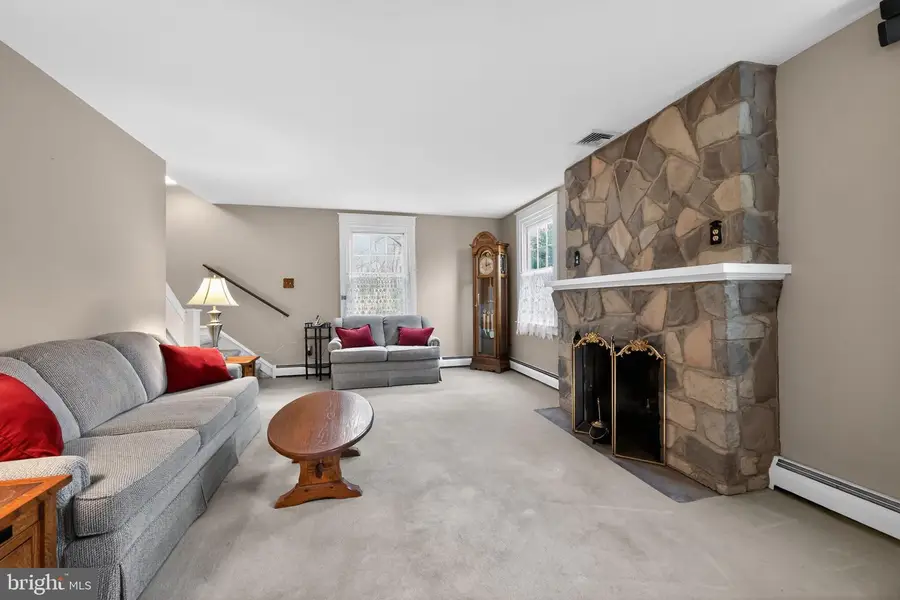 11 Levis Ave, Media, PA 19063 - #3