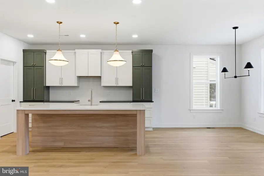 453 E Franklin St, Media, PA 19063 - #3