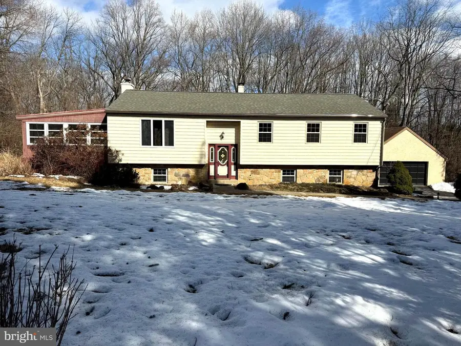 307 Thornton Rd, Thornton, PA 19373 - #3
