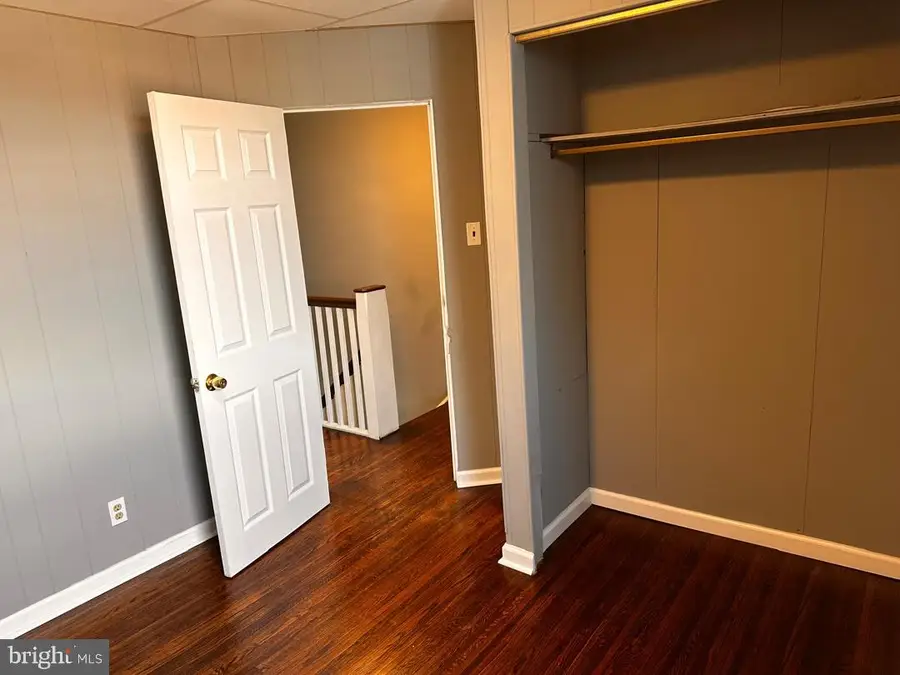 411 Millbank Rd, Upper Darby, PA 19082 - #2