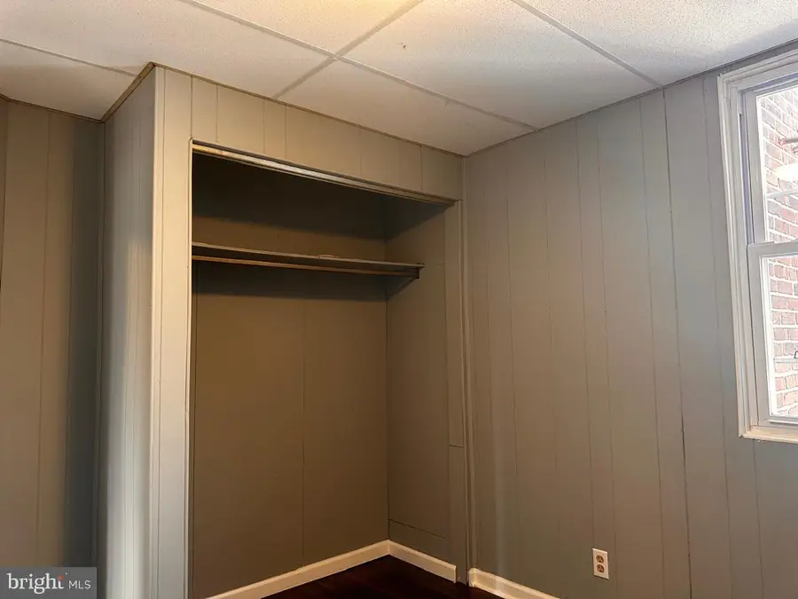 411 Millbank Rd, Upper Darby, PA 19082 - #3