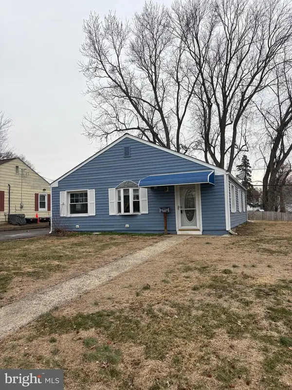 25 Norman St, ASTON, PA 19014