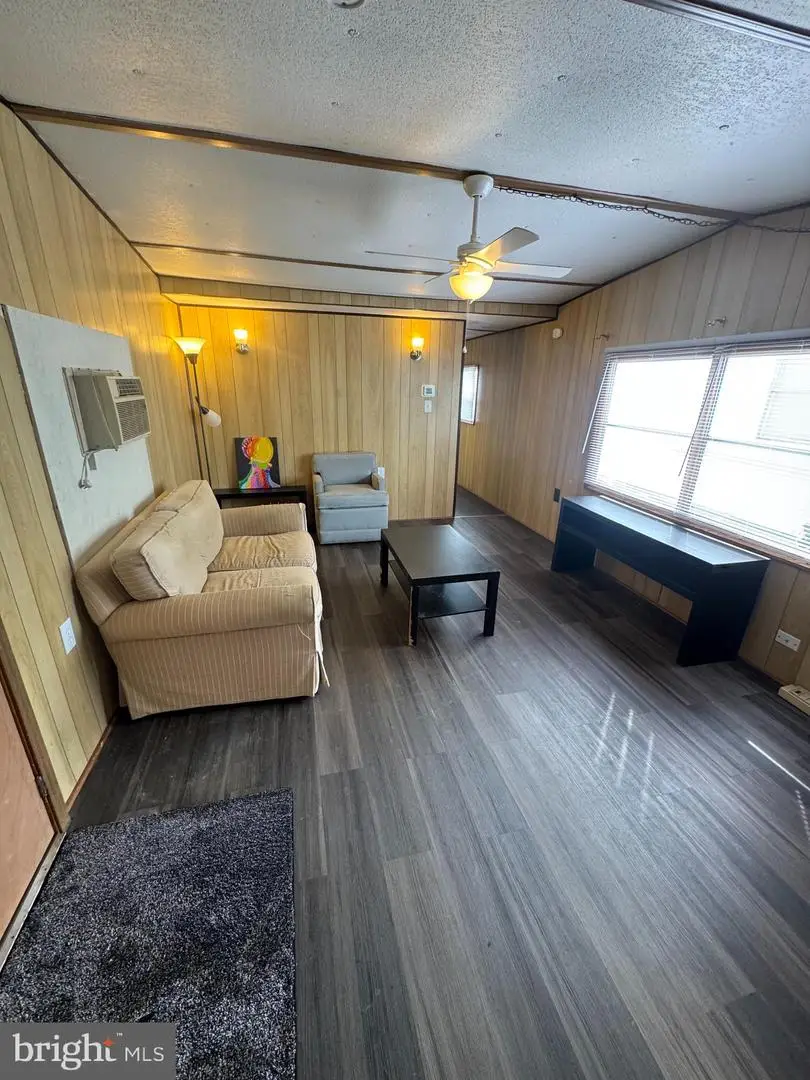 4300 W 9th St #101, Marcus Hook, PA 19061 - #3