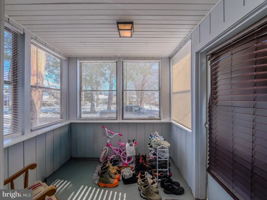 516 Willows Ave, Folcroft, PA 19032 - #2