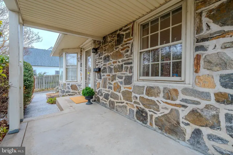 1604 Earlington Rd, Havertown, PA 19083 - #3