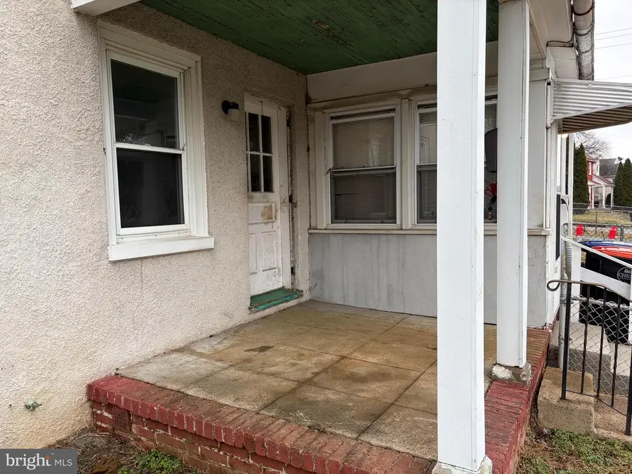 1107 Meadow Ln, Chester, PA 19013 - #2