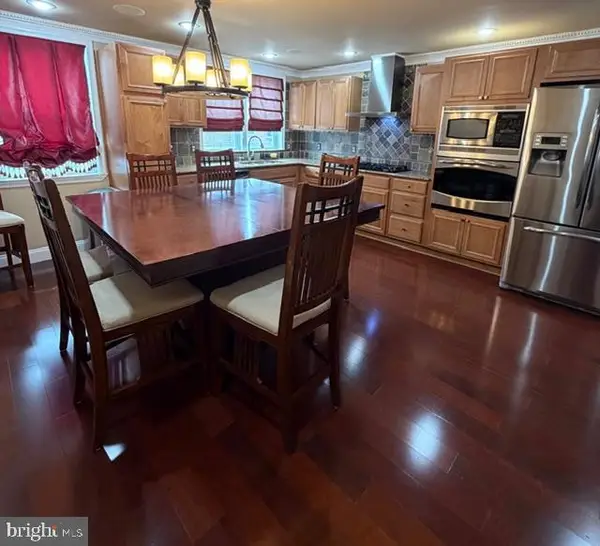 412 Rively Ave, GLENOLDEN, PA 19036