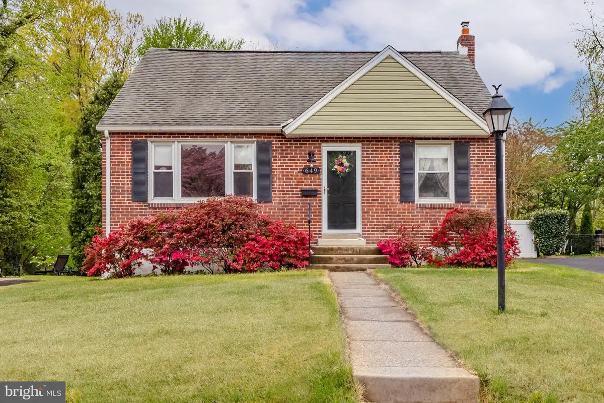 649 Washington Ave, Havertown, PA 19083 - #1