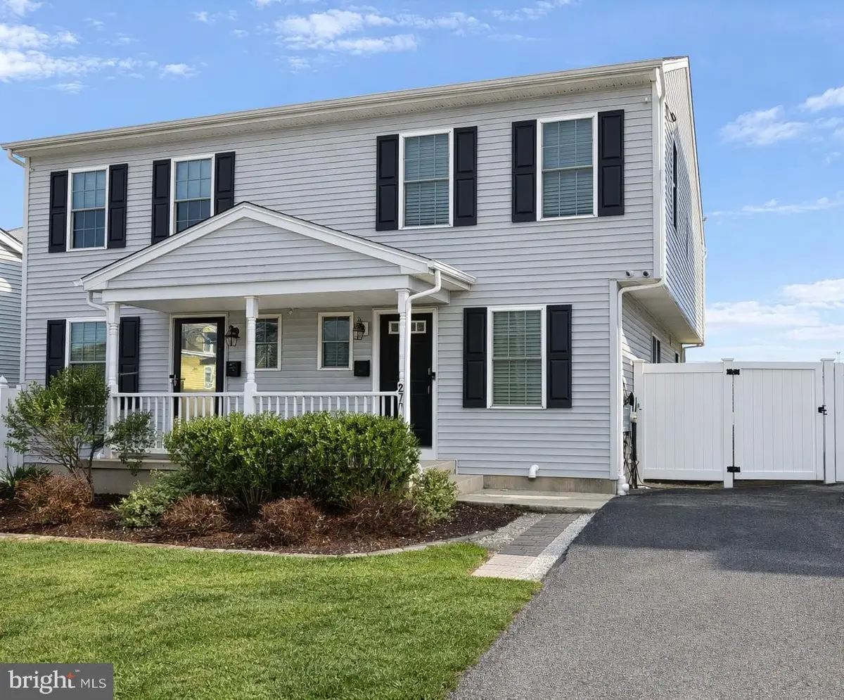 270 Davis Ave, Clifton Heights, PA 19018 - #1