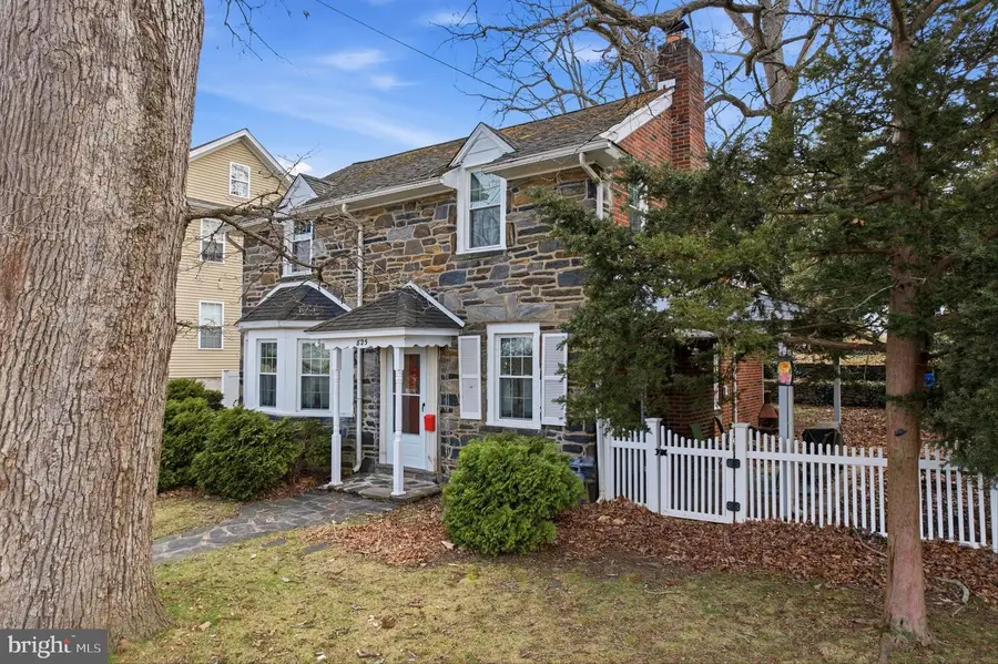 825 N Jackson St, Media, PA 19063 - #3