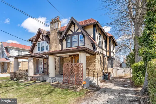 295 Braddock Ave, LANSDOWNE, PA 19050