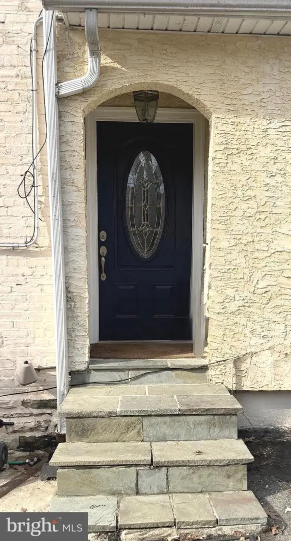 306 S Carol Blvd, Upper Darby, PA 19082 - #3