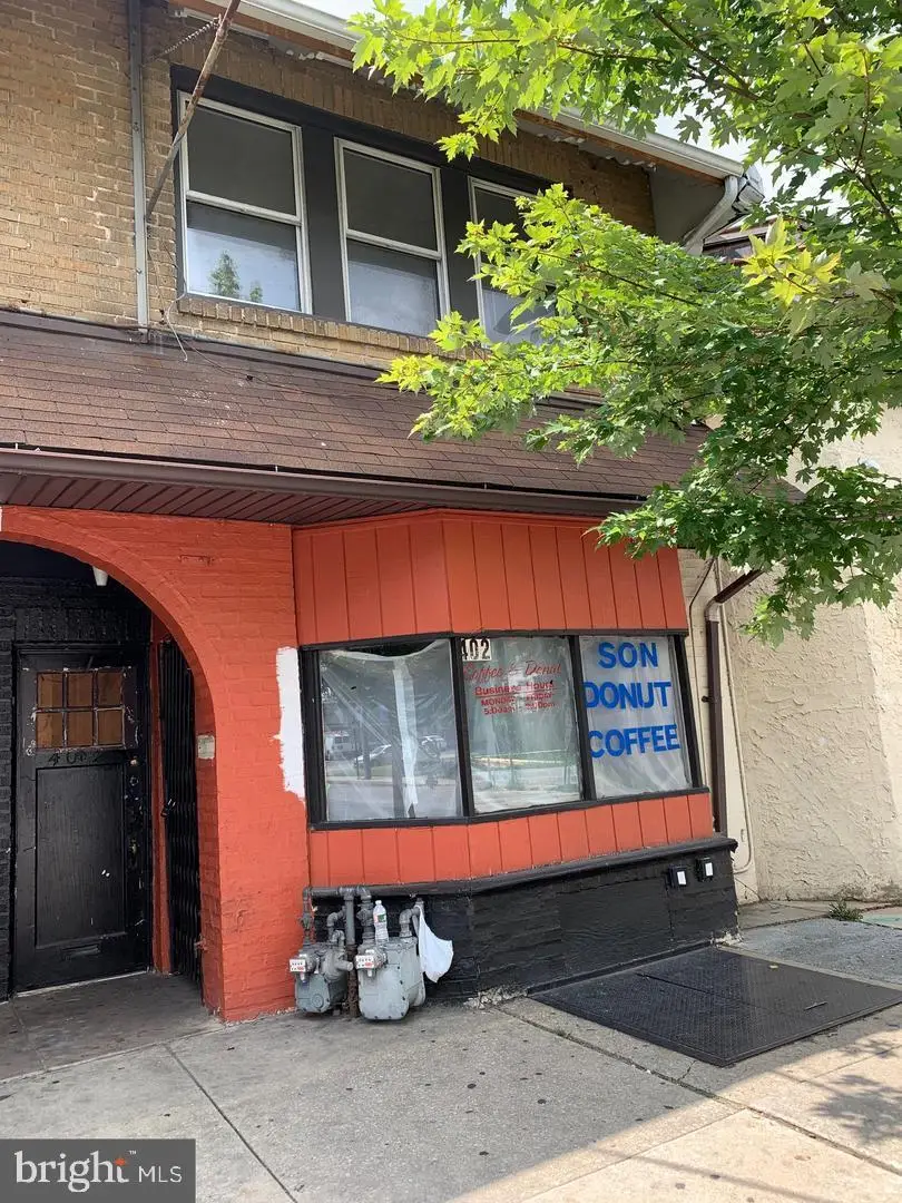 402 Long Ln, Upper Darby, PA 19082 - #1