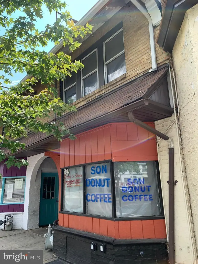 402 Long Ln, Upper Darby, PA 19082 - #2