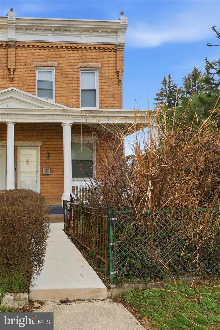 15 S Front St, Darby, PA 19023 - #2