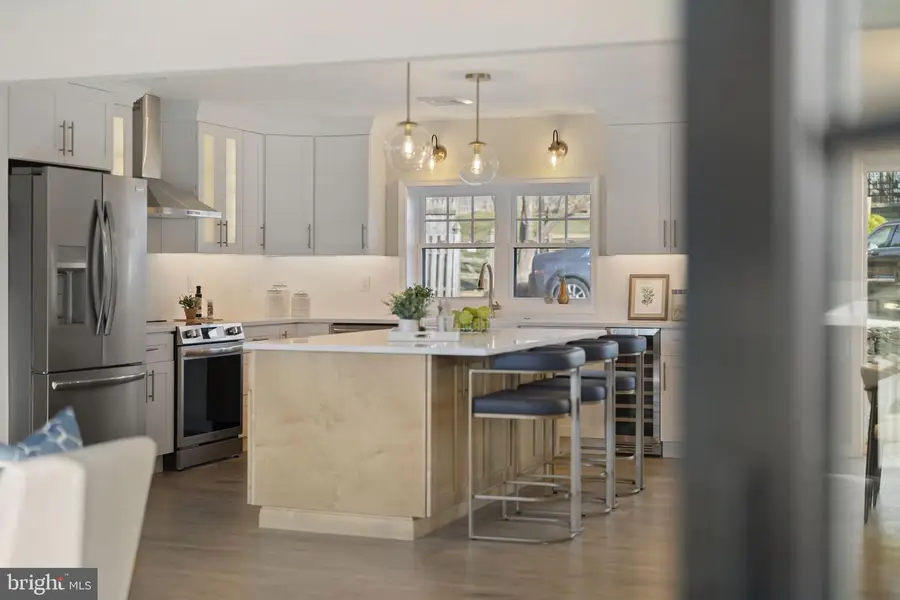 499 Collins Dr, Springfield, PA 19064 - #3