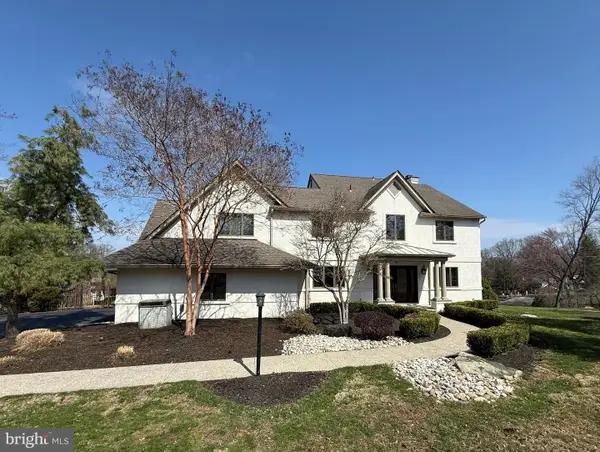 2 Forest Lake Dr, MEDIA, PA 19063