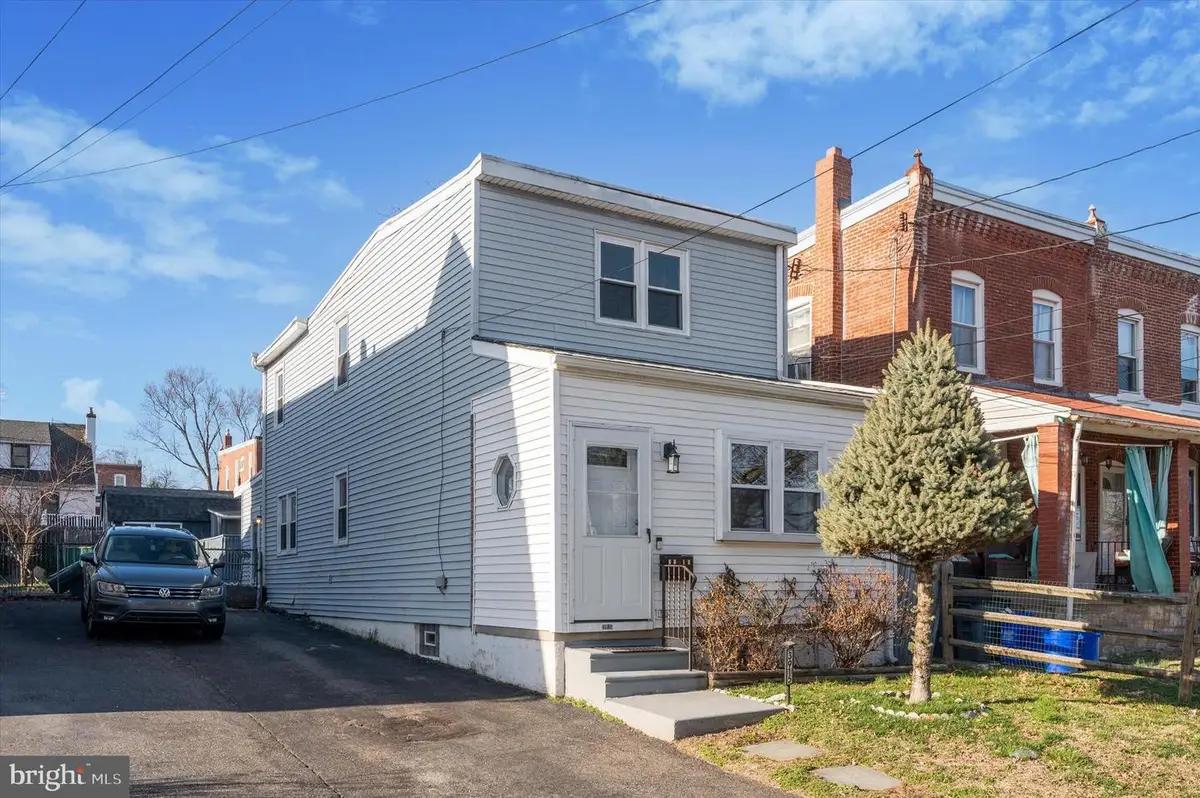 3915 James St, Drexel Hill, PA 19026 - #1