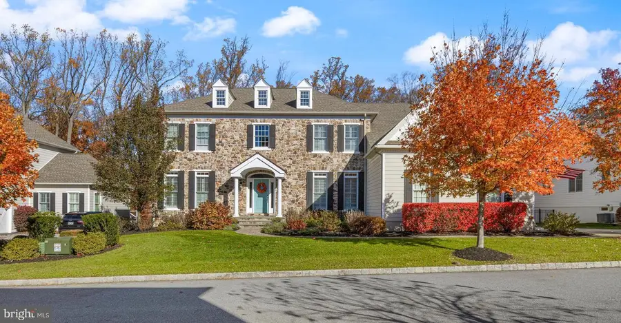 3905 Woodland Dr, Newtown Square, PA 19073 - #2