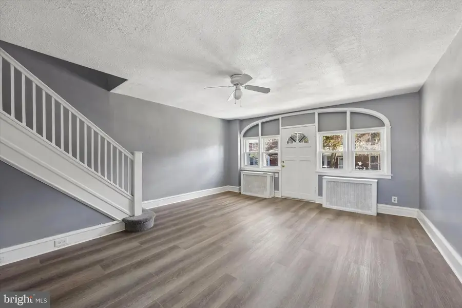 54 Springton Rd, Upper Darby, PA 19082 - #3