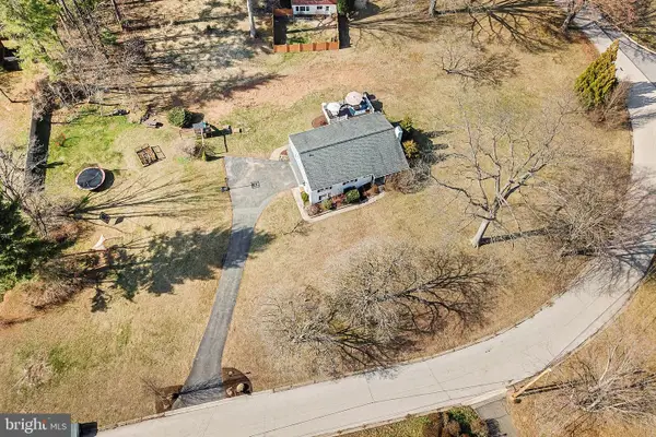 23 Clayton Park, GLEN MILLS, PA 19342