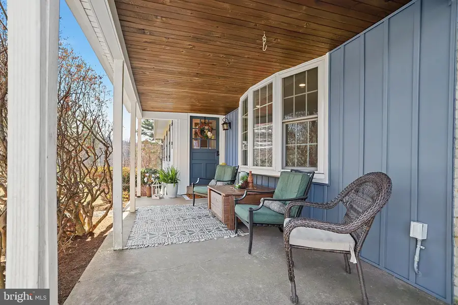 23 Clayton Park, Glen Mills, PA 19342 - #3