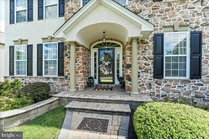 882 Shavertown Rd, Garnet Valley, PA 19060 - #2