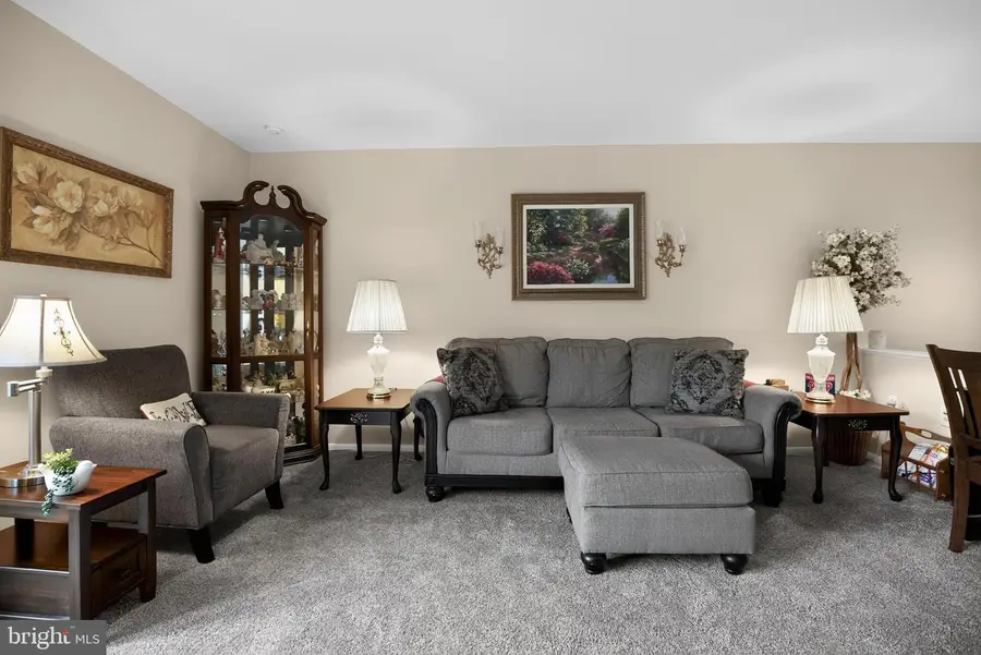 302 Painters Xing, Chadds Ford, PA 19317 - #3