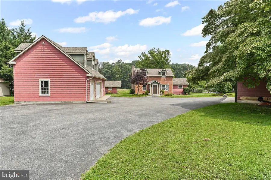 1439 Middletown Rd, Glen Mills, PA 19342 - #2