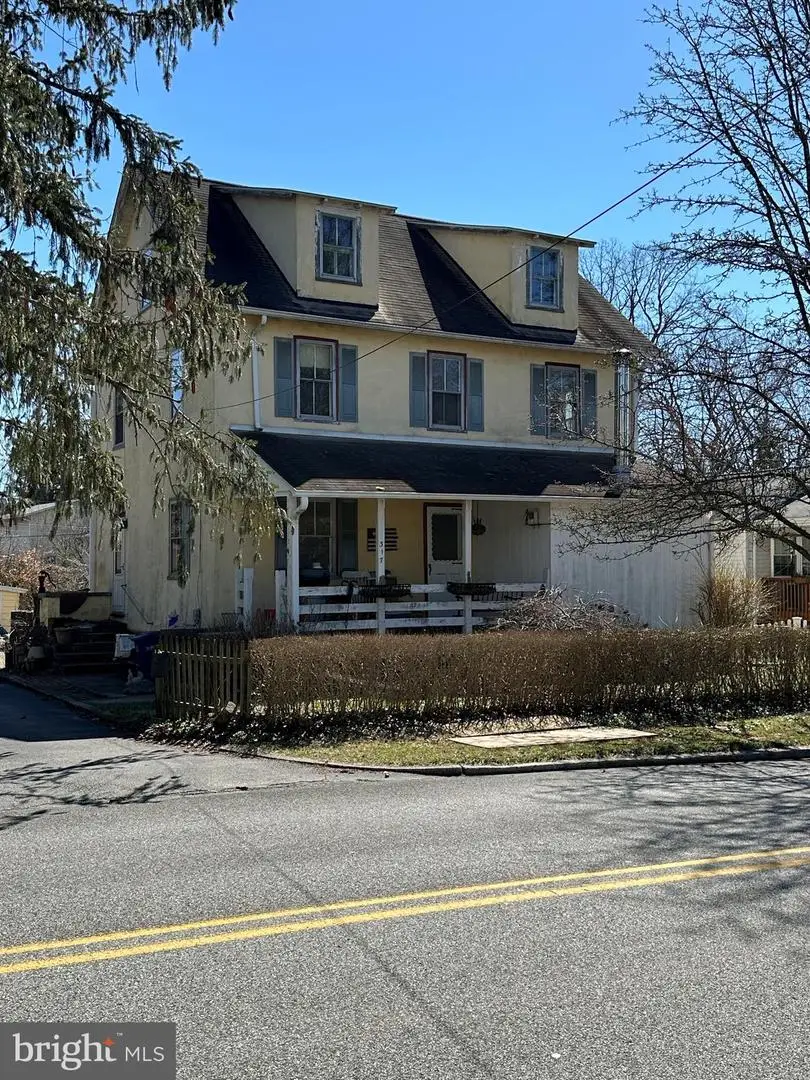 317 S Devon Ave, Wayne, PA 19087 - #1