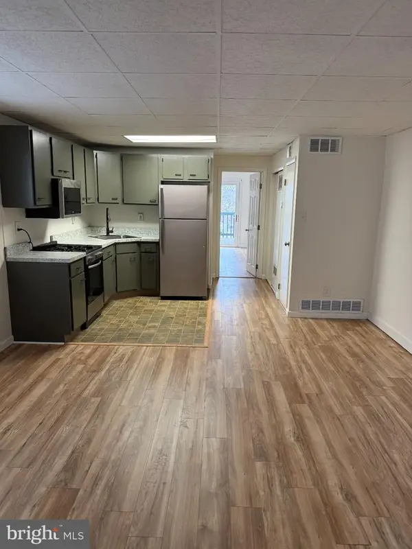 2740 E County Line Rd, ARDMORE, PA 19003