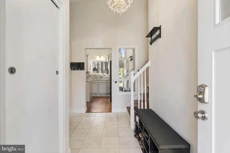 352 S New Middletown Rd, Media, PA 19063 - #3