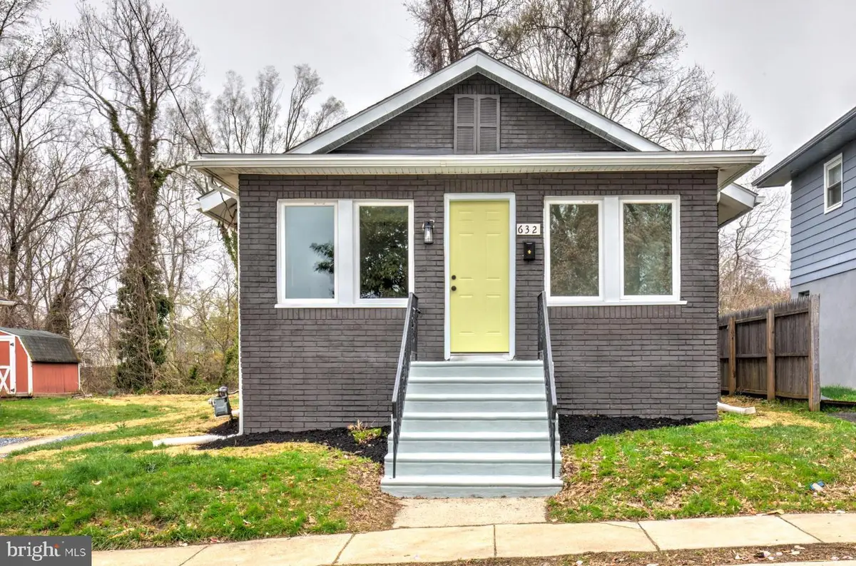 632 Greenhill Rd, Sharon Hill, PA 19079 - #1